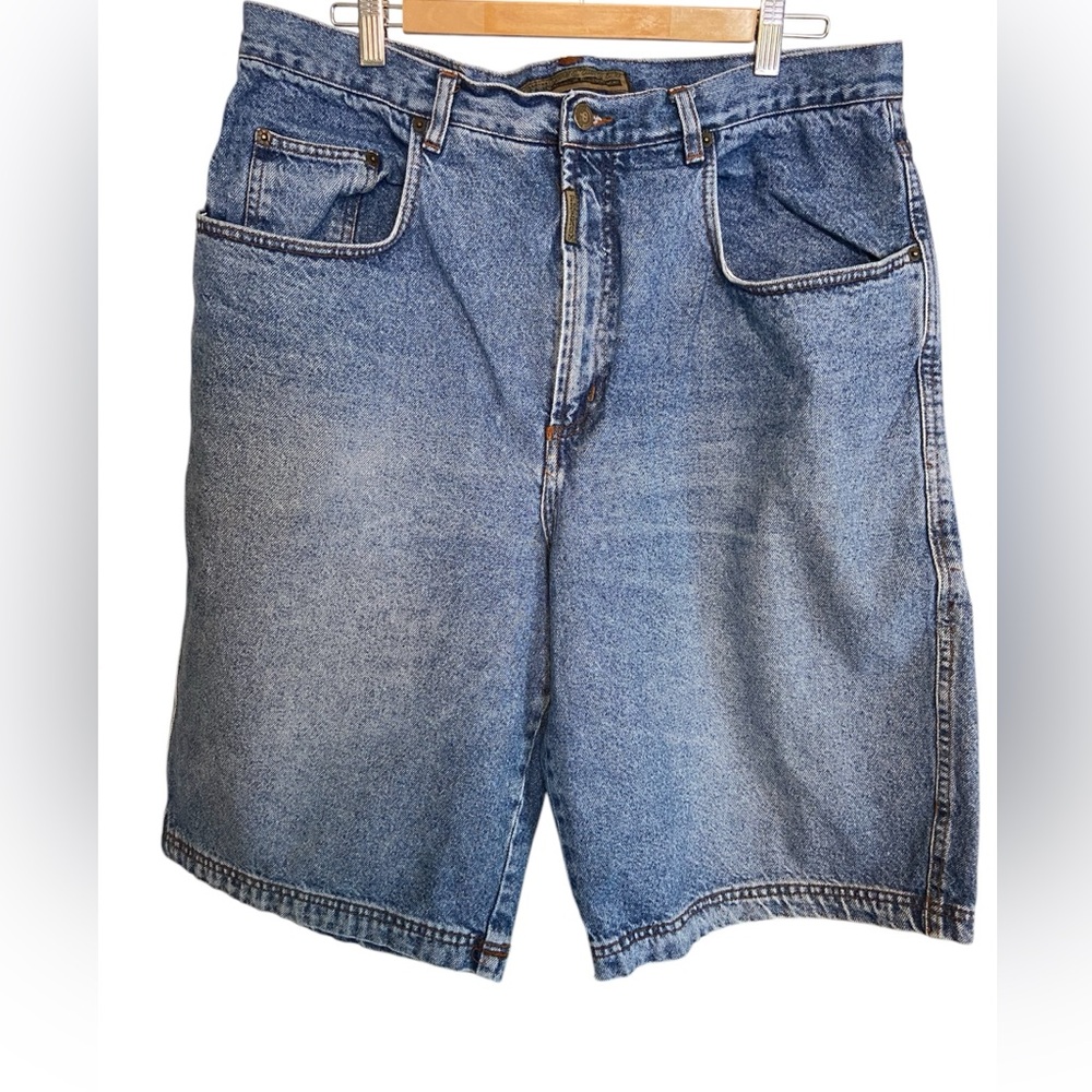 Men’s Phenom jean shorts size 38